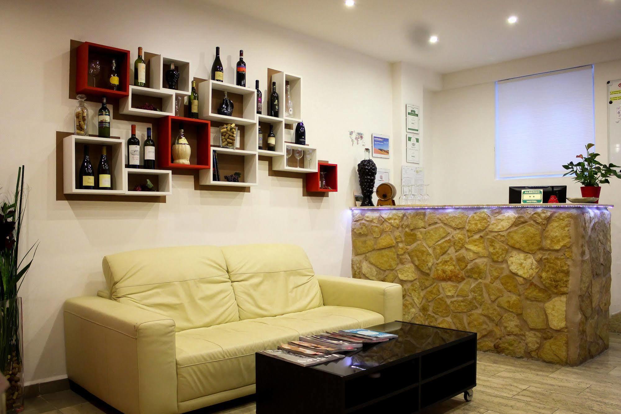 Hotel Rossovino Milano Eksteriør billede