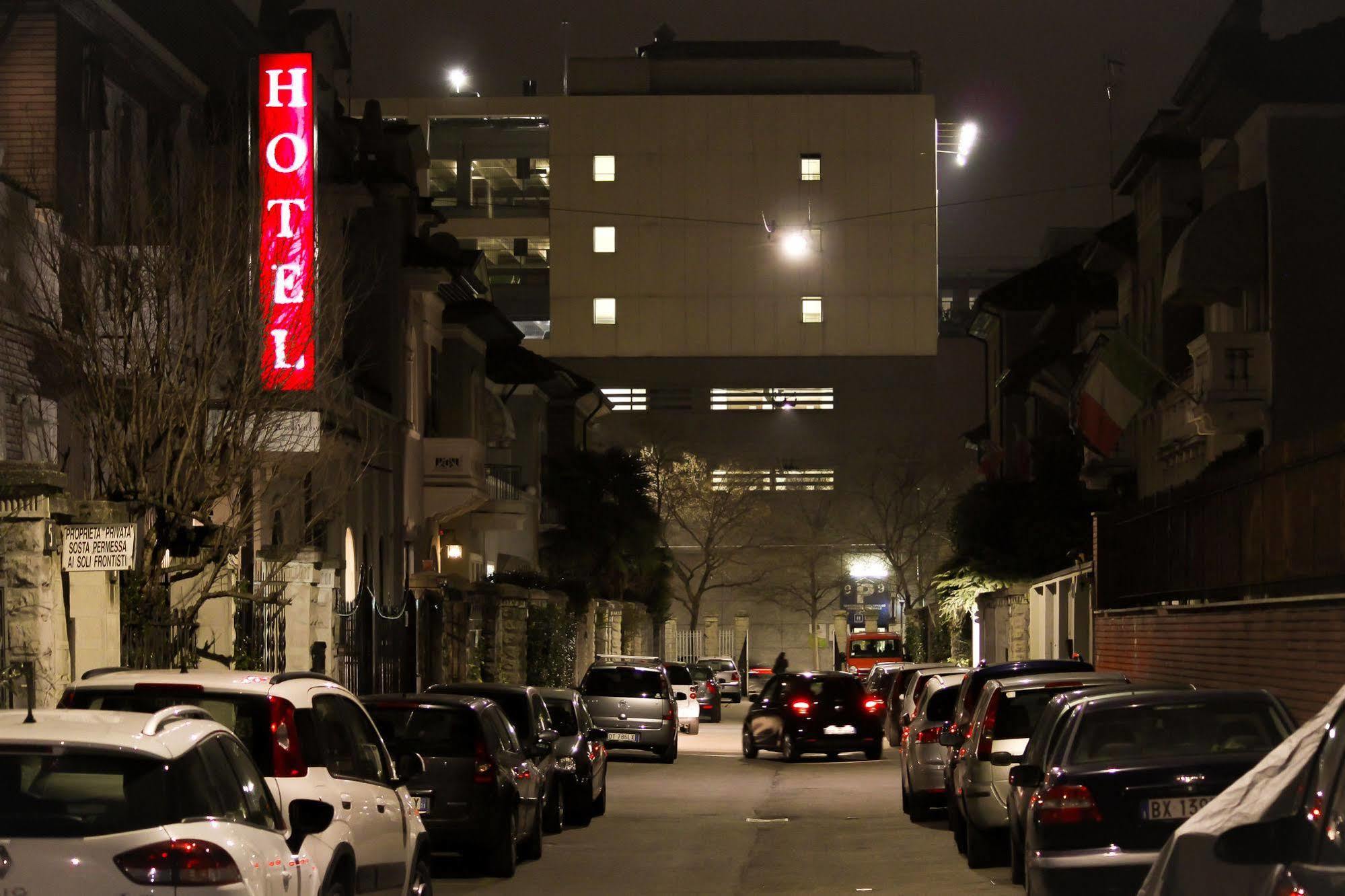 Hotel Rossovino Milano Eksteriør billede